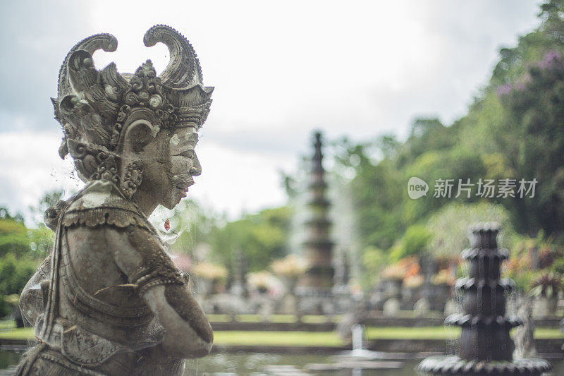 美丽的Tirta Gangga寺庙或水庙，巴厘岛，印度尼西亚